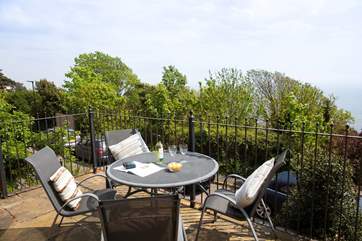 A beautiful spot with amazing sea views to relax and unwind after a long day exploring the Island.