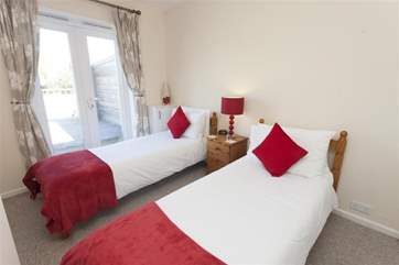 Two 2' 6~7 beds.