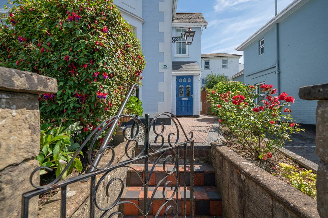 Welcome to 25 Palmerston Road situated in Shanklin.