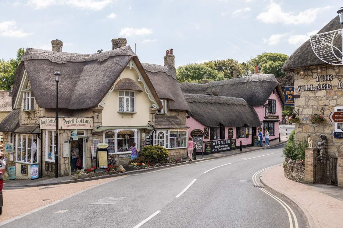 Shanklin Old Town is as pretty as a picture.