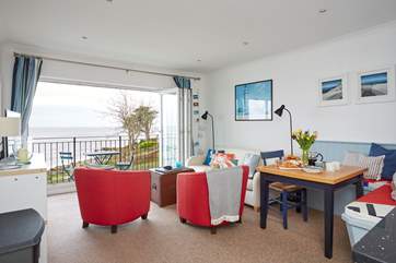 3 Quay Rocks has fabulous views over the Solent from the balcony.