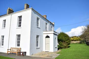 Welcome to 6 Coastguard Cottages.