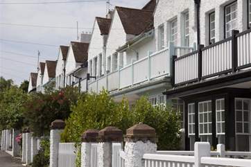 You will not forget your holiday at this wonderful cottage in Seaview.