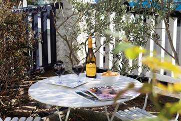 A lovely little space to hide away and relax to the front of the cottage.