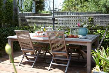 There is plenty of space for al fresco dining.