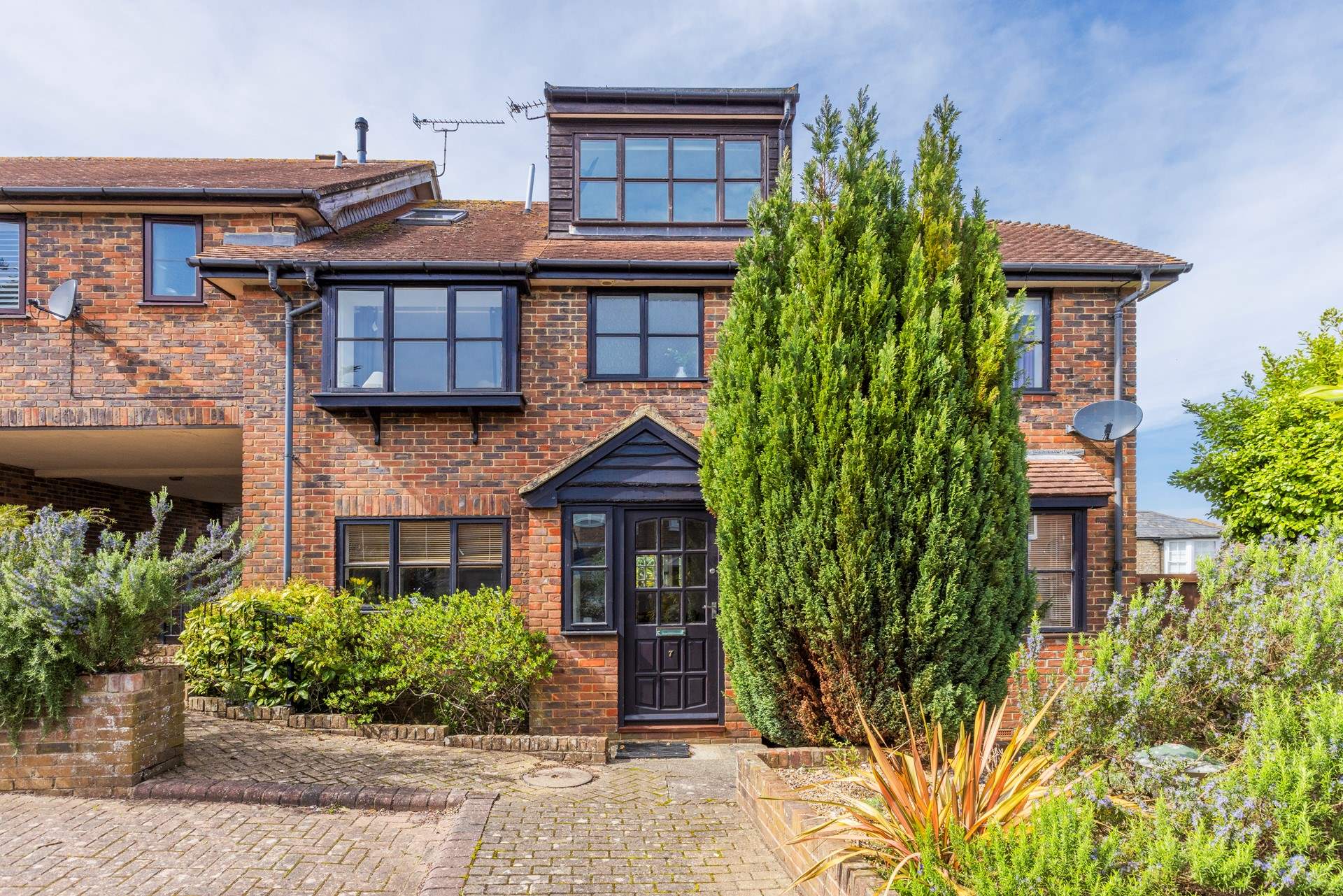 Welcome to 7 Sandpipers.