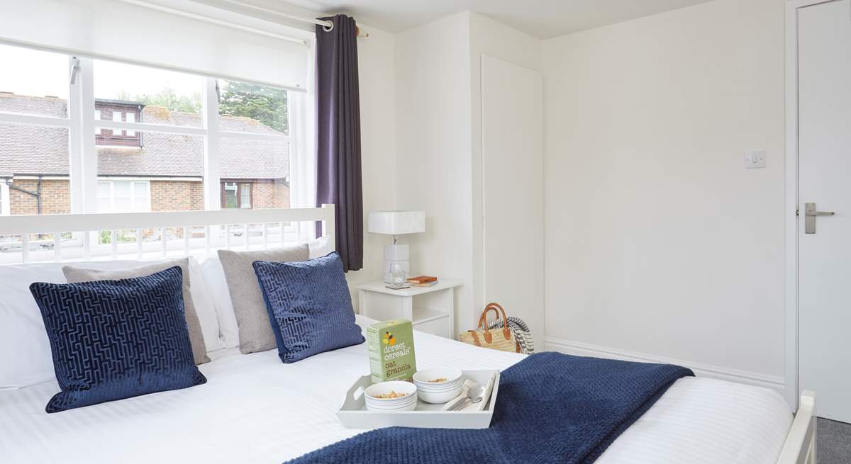 Breakfast in bed is the perfect way to start the day on holiday!