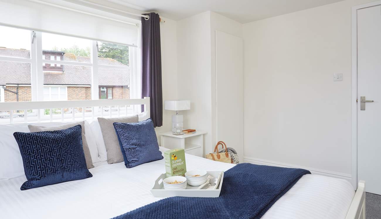 Breakfast in bed is the perfect way to start the day on holiday!