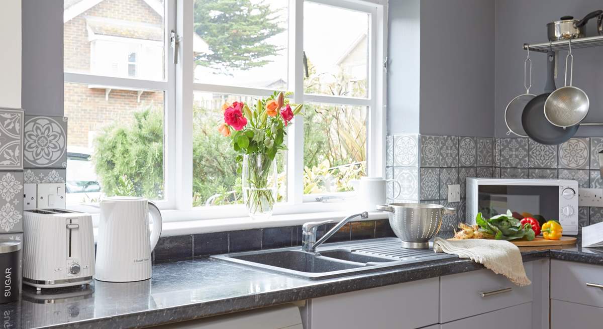 Time to cook up a storm in the modern kitchen!