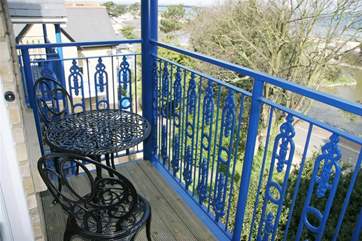 The little balcony, an ideal spot to watch the world (or swans) sail by.