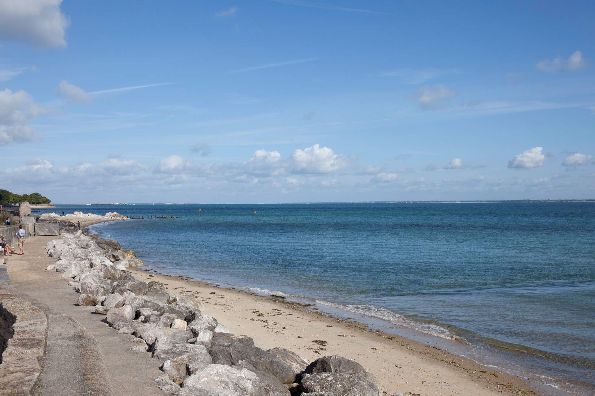 If you walk along the sea front, you will reach the larger town of Ryde in about 30 minutes.
