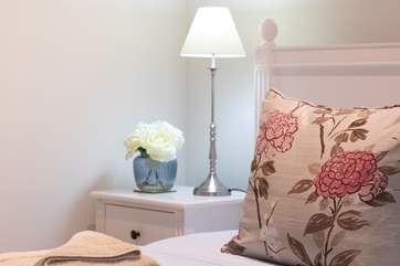 Light, bright and comfortable perfectly describes this beautiful holiday apartment.