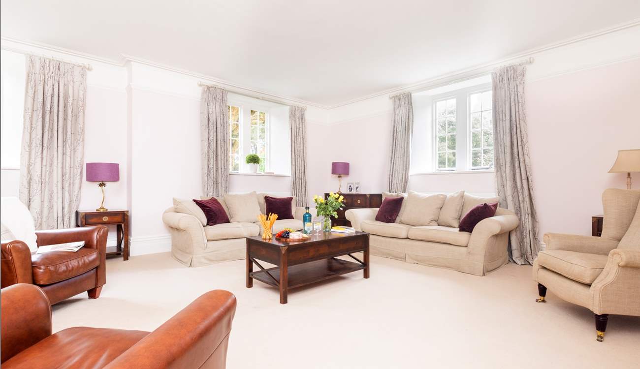 Relax with friends and family in the living-room. 