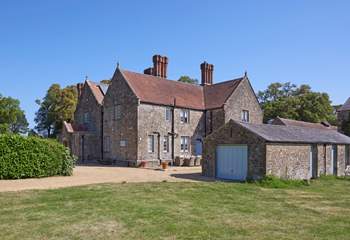 Welcome to Barton Manor Farmhouse.
