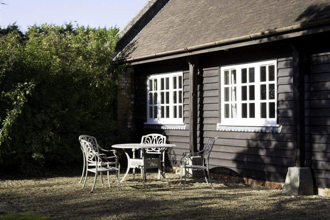 Enjoy breakfast by the lake and watching the sunrise.