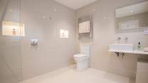 Spacious en suite wet-room.