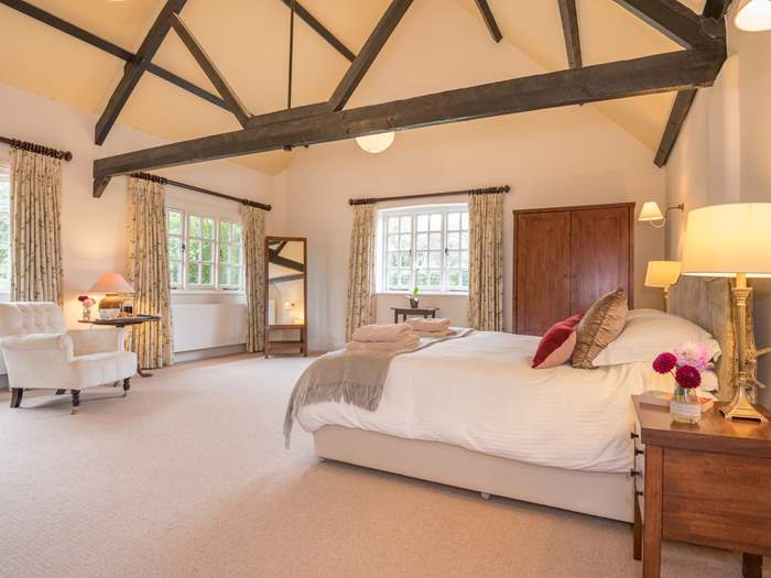 Barton Manor Lake Cottage, Sleeps 4 in East Cowes