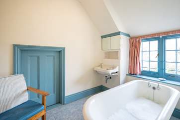 The family bathroom on the second floor.