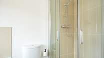 After a day at the beach, wash away the sand from in-between your toes in the main bathroom.