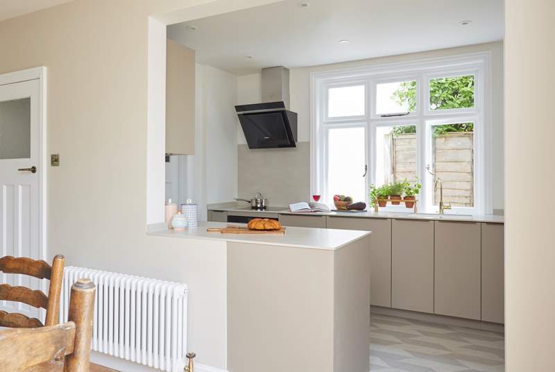 The open plan kitchen with all modern amenities.