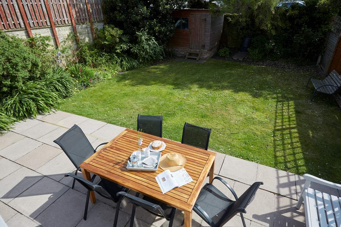 Why not dine al fresco?