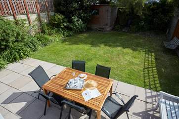 Why not dine al fresco?