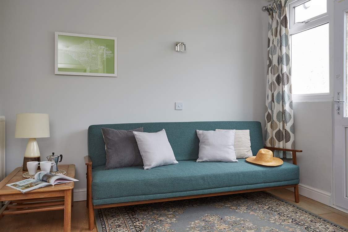 Enter into the snug, making you feel right at home as soon as you arrive.