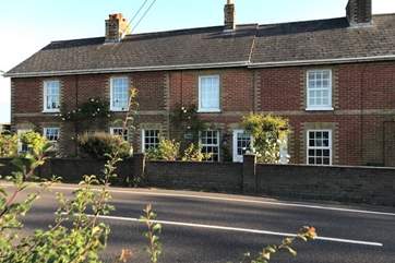 The cottage is located on the main road into St Helens.
