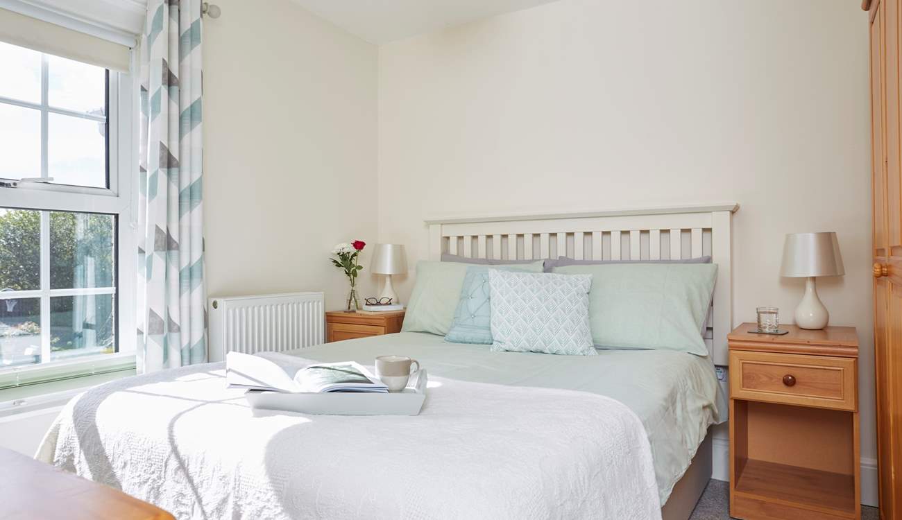 The comfortable double bedroom.