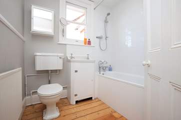 The modern family bathroom on the first floor.