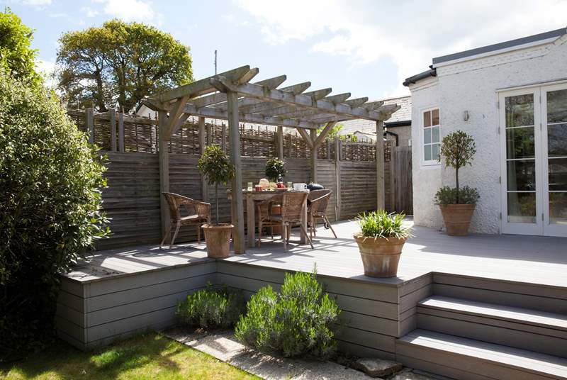 Lawn End is a lovely property just seconds away from the beach, with a stunning decking-area if you want to go no further to relax.