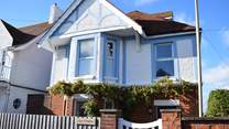 Mallards is ideally situated in the charming village of Seaview.