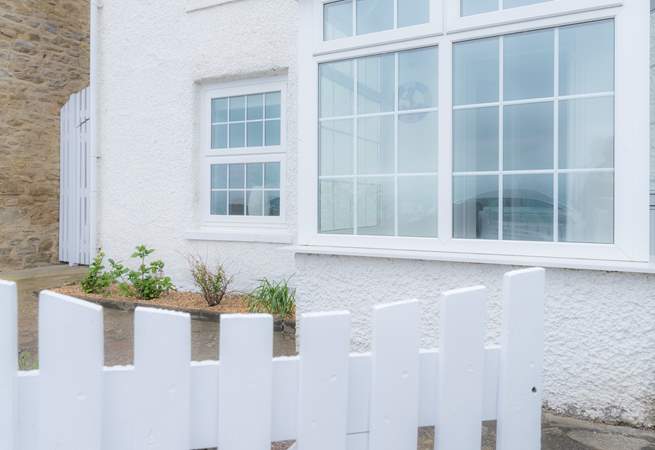 Neptune Cottage is in a stunning location in the picturesque village of Seaview