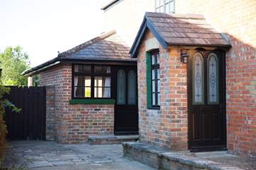 With numerous entrances inside, and a side gate straight through to the garden, you don't need to take your sandy toes all through the house.