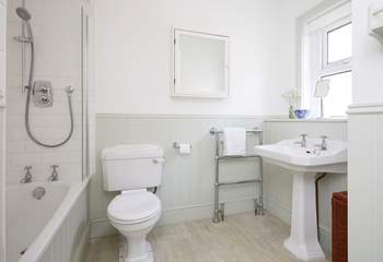 Orchard House family bathroom.