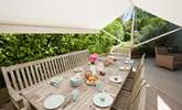 What a perfect spot for al fresco dining. - Thumbnail Image