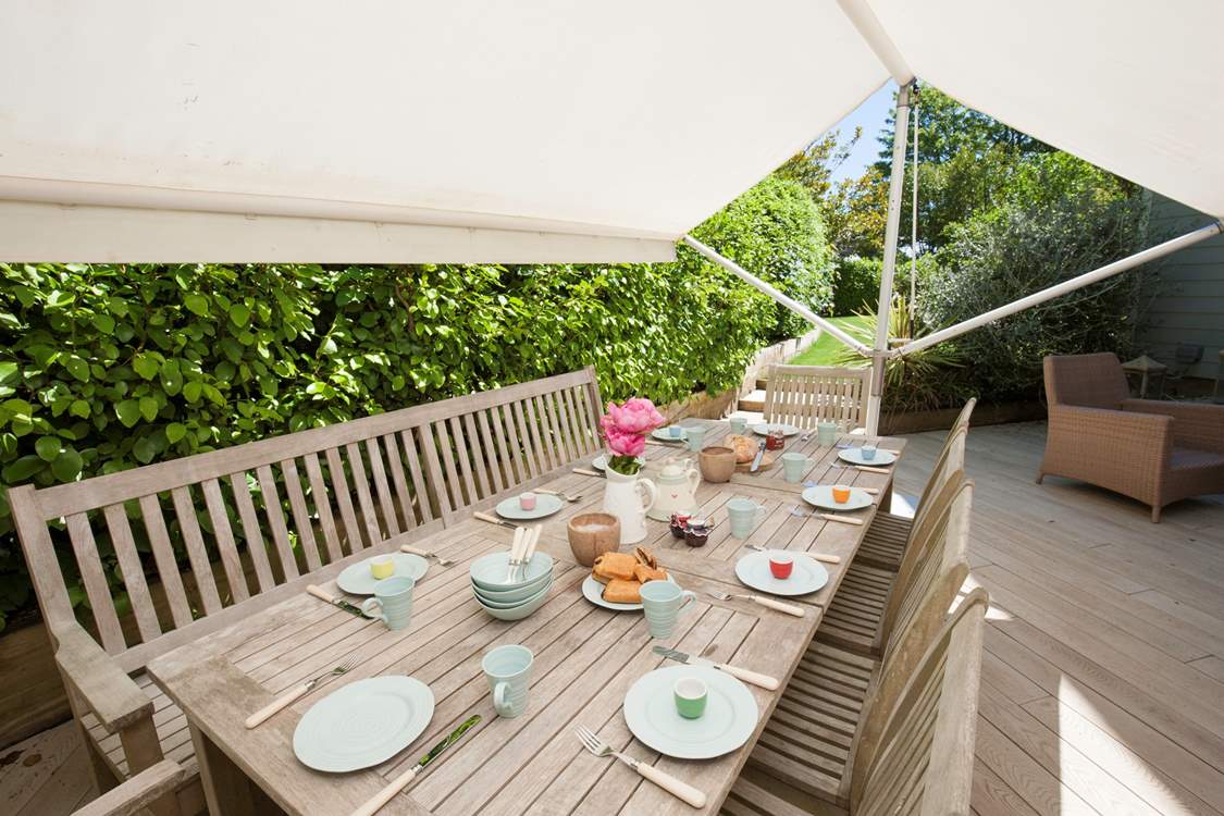 What a perfect spot for al fresco dining.