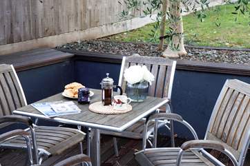 Look forward to al fresco dining.