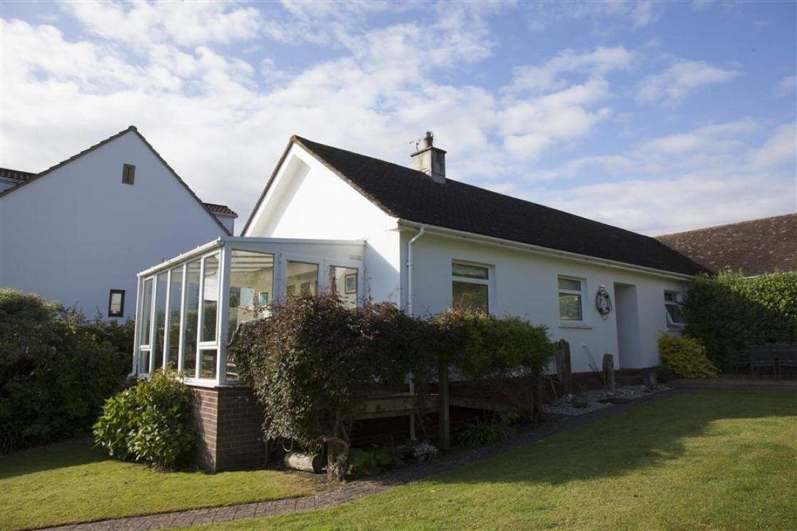 Welcome to Spinnakers.