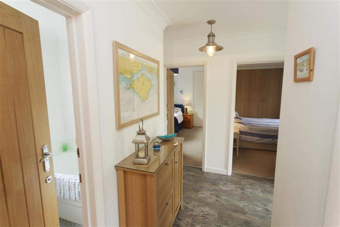 Spinnakers is a bungalow property located in Yarmouth.  