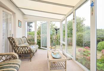 Make use of the binoculars to enjoy the wildlife and the passing boats further afield.