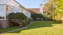 The pretty lawned garden