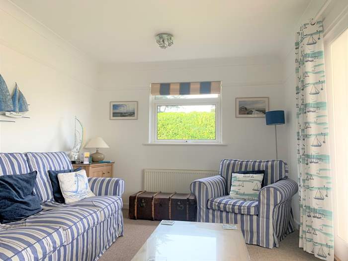 Spinnakers, Sleeps 4 in Yarmouth