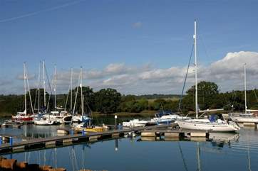 This is a popular house for sailors and is also close to the Isle of Wight Festival site.