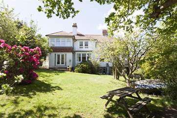 Pretty enclosed garden at Swift Cottage