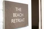 The Beach Retreat welcomes you on holiday. 