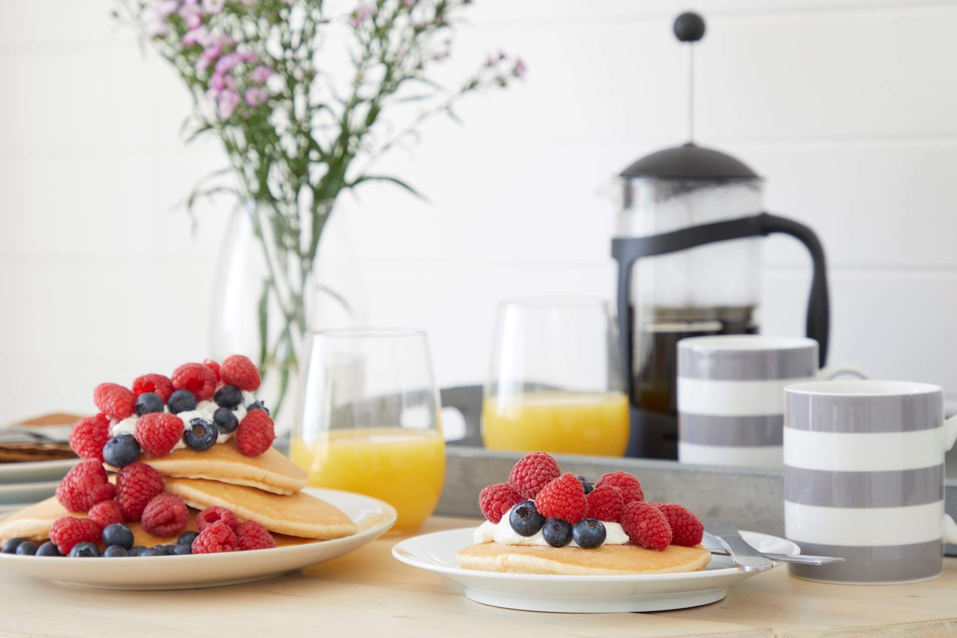 Shop locally for the freshest of Island produce. 