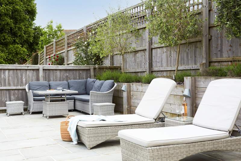 Take advantage of the outside soft seating on offer. 