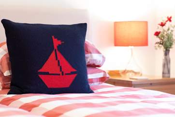 The cheerful twin room is equally comfortable.