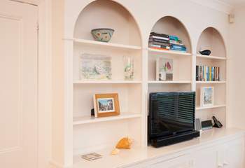 You will undoubtely feel at home in this delightful property.